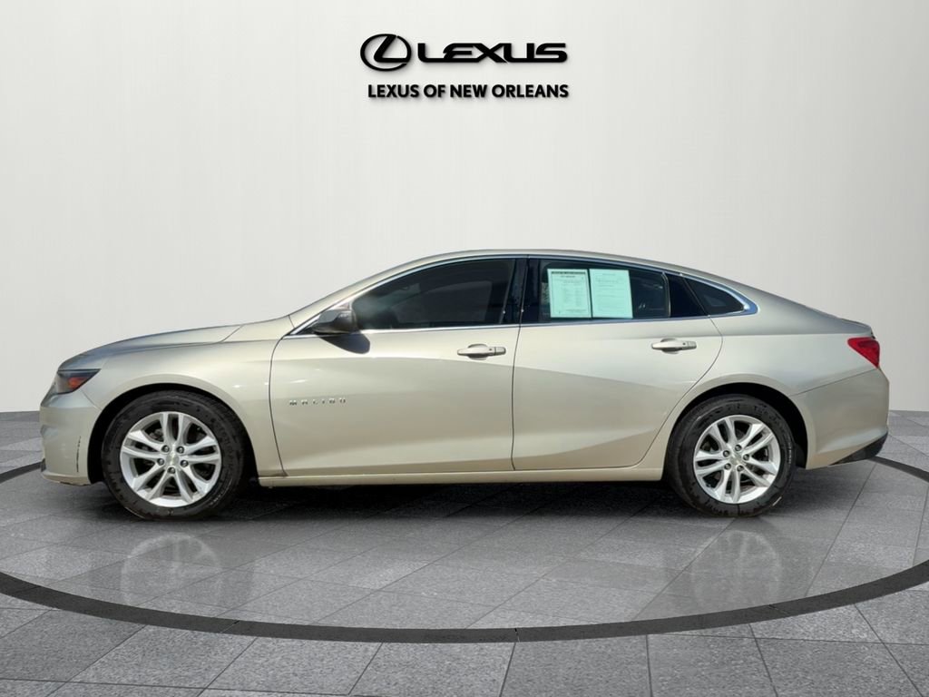 Used 2016 Chevrolet Malibu LT w/ Leather Package image 4