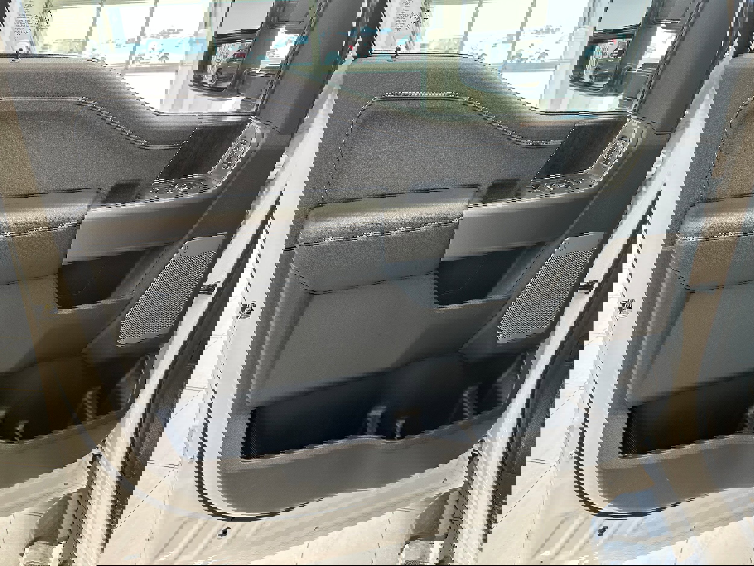 New 2026 Ford F250 Lariat w/ Lariat Premium Package image 42