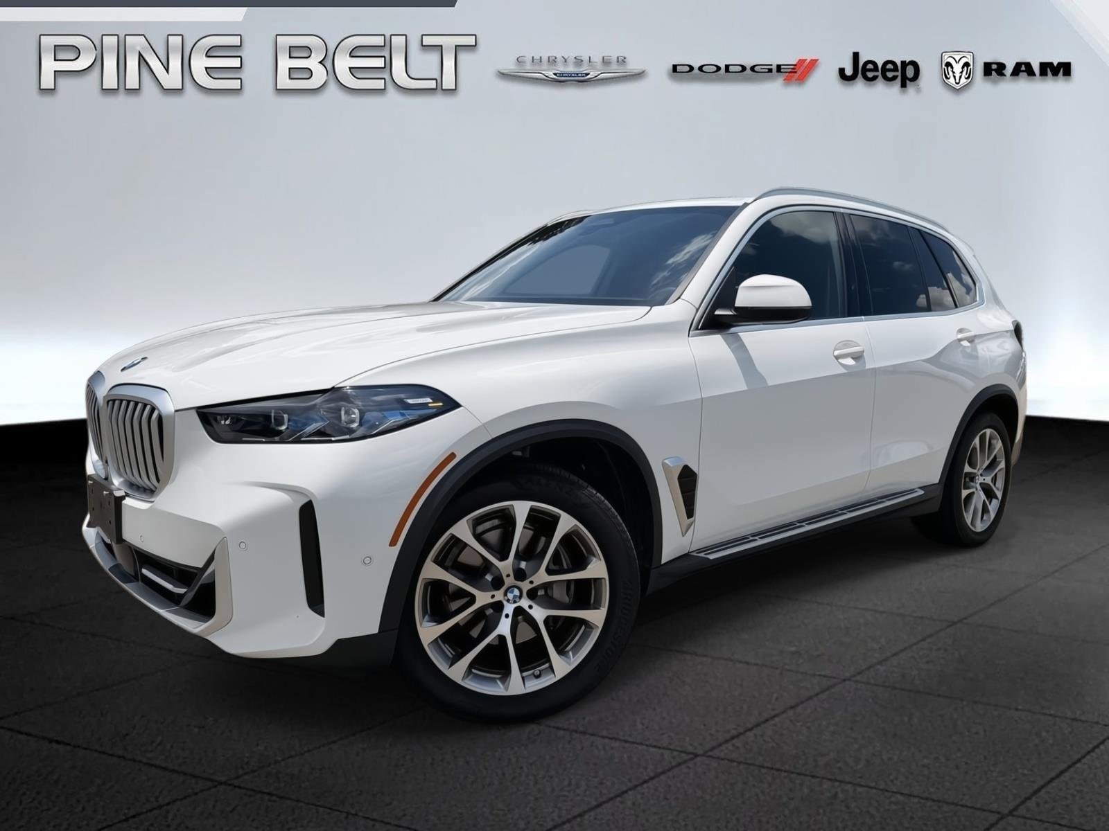 Used 2026 BMW X5 sDrive40i RWD image 1