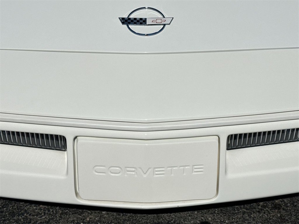 Used 1988 Chevrolet Corvette Coupe image 57