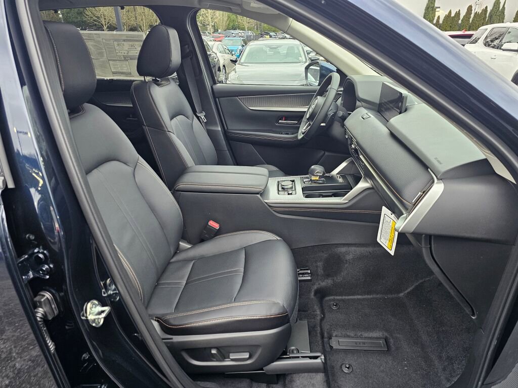 New 2026 MAZDA CX-90 Plug-In Hybrid w/ Preferred image 30