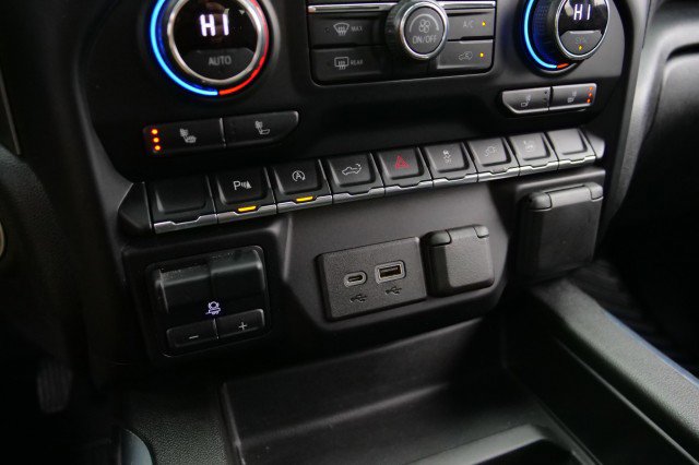 Used 2021 Chevrolet Silverado 1500 RST w/ Redline Edition image 19