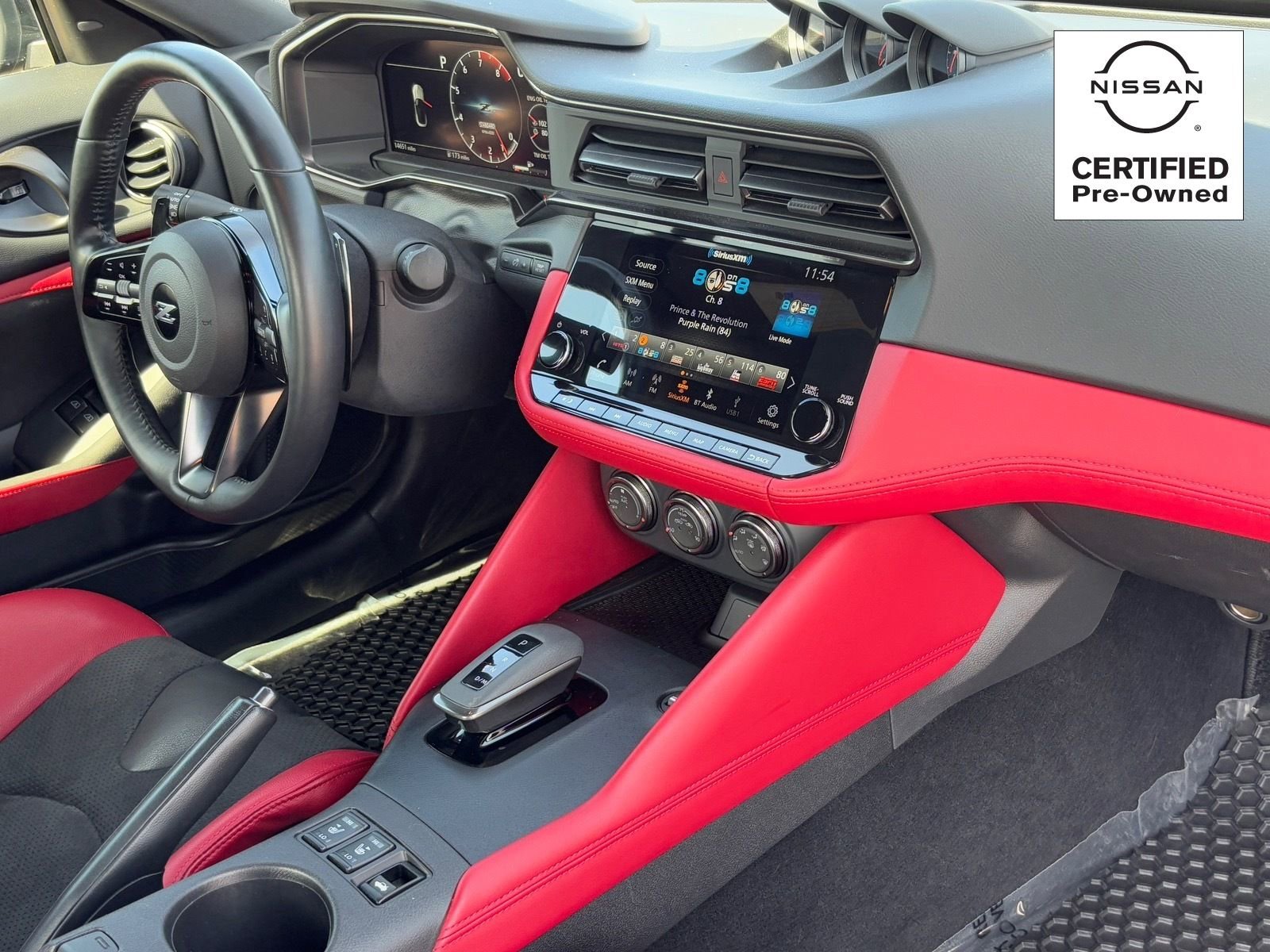 Certified 2024 Nissan Z Performance w/ Floor Mat Package image 11