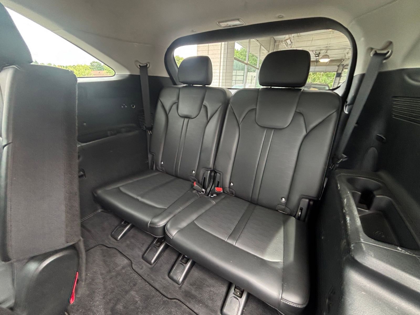 Used 2024 Kia Sorento S FWD image 31