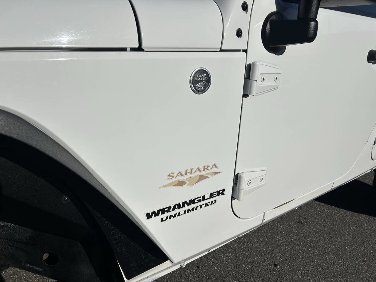 Used 2014 Jeep Wrangler Unlimited Sahara w/ Dual Top Group image 16