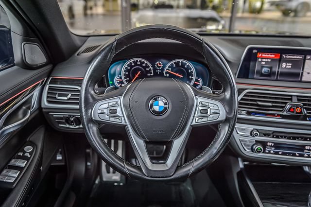 Used 2019 BMW 740i w/ M Sport Package RWD image 27