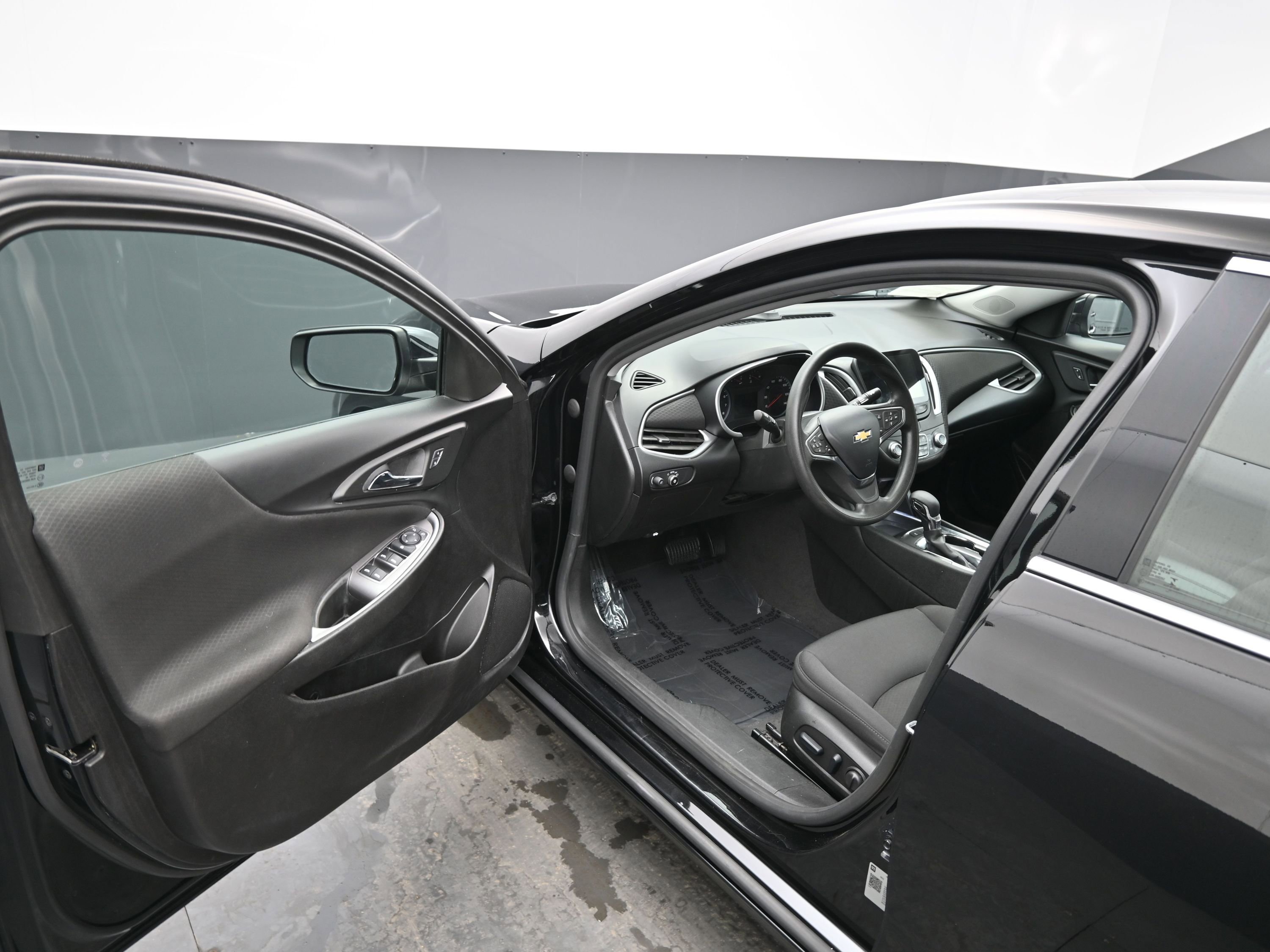 Used 2024 Chevrolet Malibu LT image 15