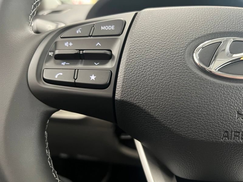 New 2026 Hyundai Venue SEL FWD image 22