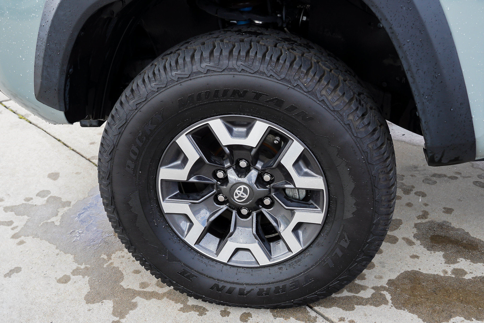 Certified 2022 Toyota Tacoma TRD Off-Road AWD/4WD image 12