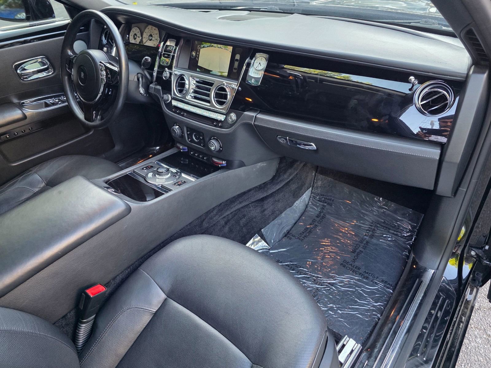 Used 2011 Rolls-Royce Ghost RWD image 37