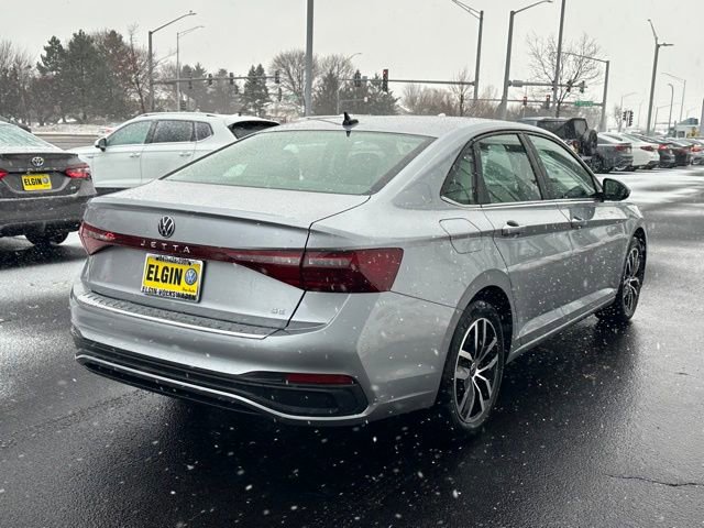 Certified 2025 Volkswagen Jetta SE image 6