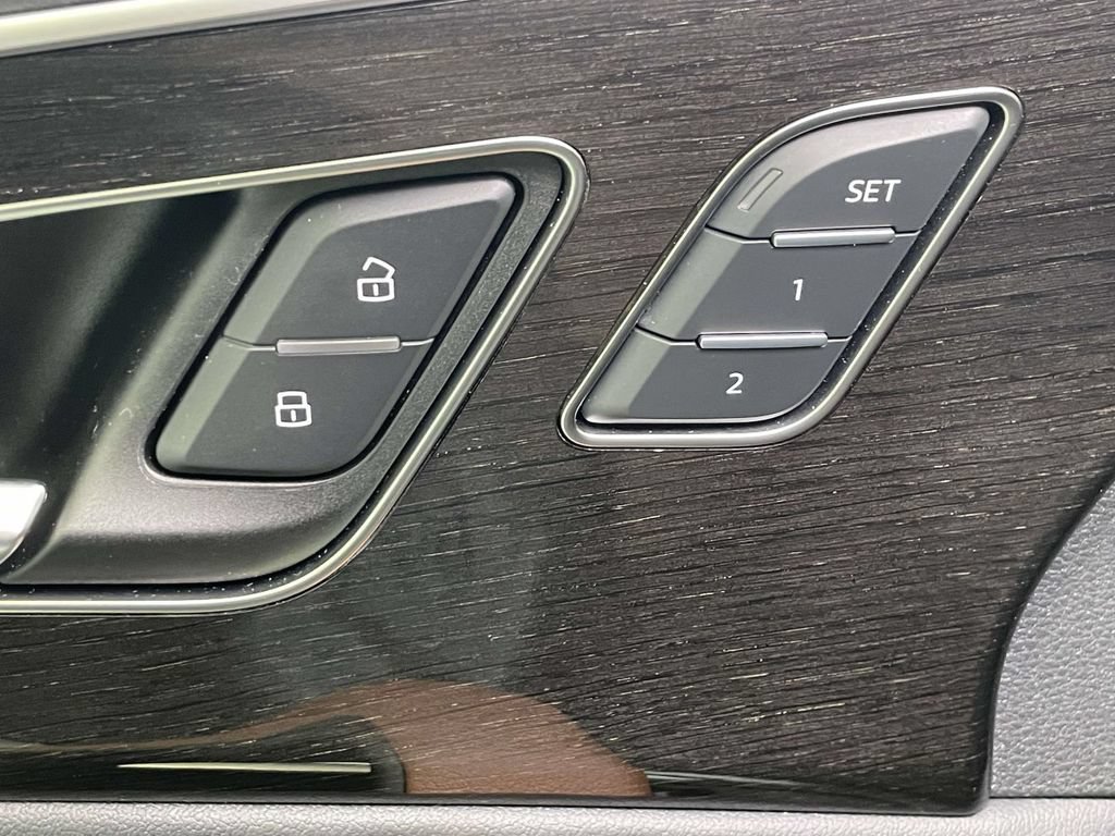 Certified 2023 Audi Q7 3.0T Premium AWD/4WD image 37