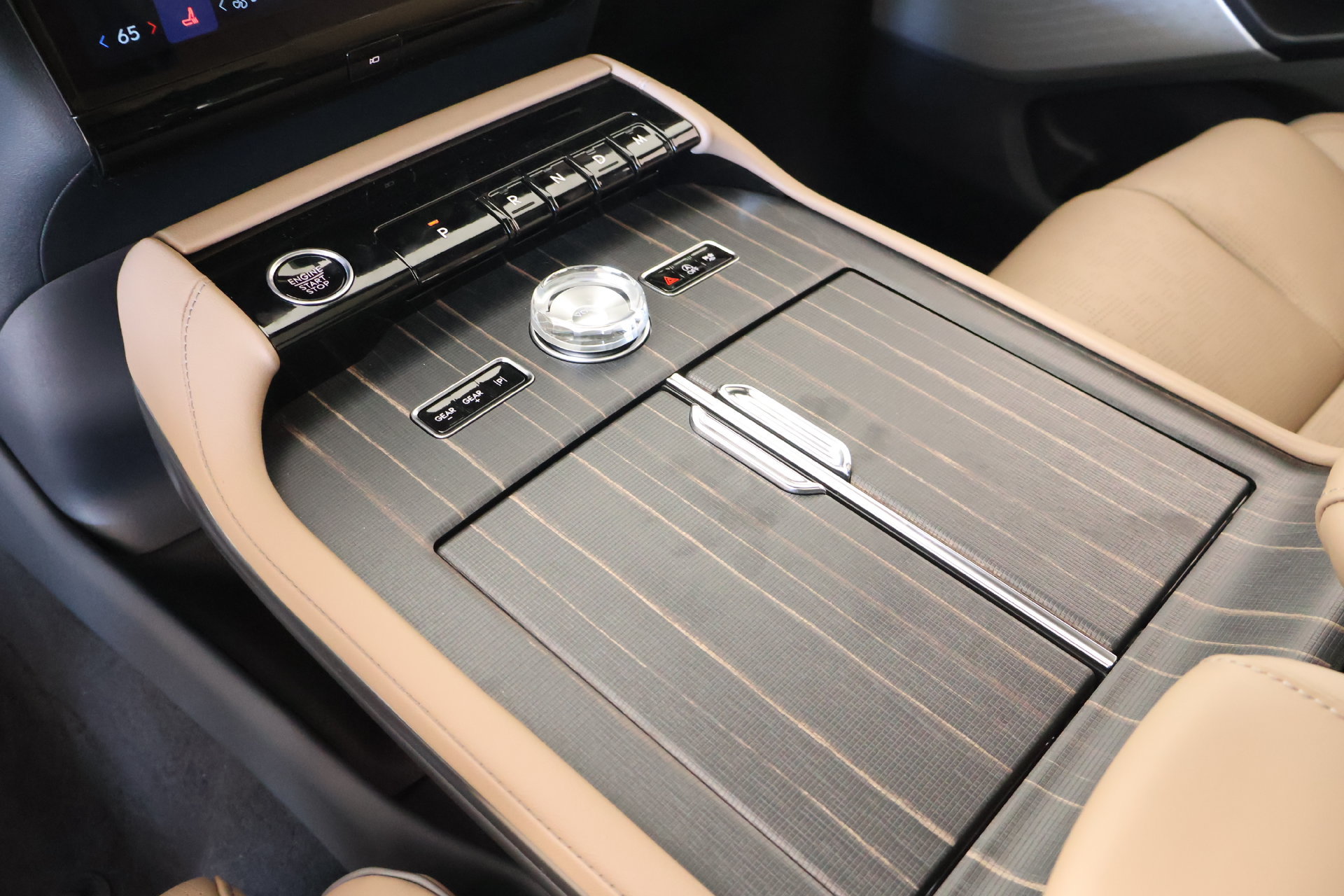 New 2027 Lincoln Navigator L Black Label AWD/4WD image 9