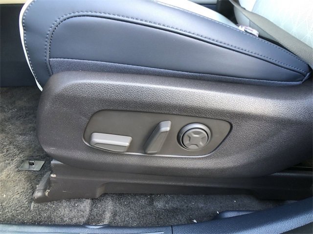 New 2026 Kia Carnival EX image 12