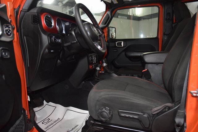 Used 2020 Jeep Gladiator Rubicon w/ LED Lighting Group image 31