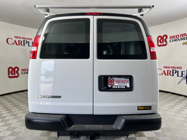 New 2026 Chevrolet Express 2500 w/ Driver Convenience Package RWD image 6