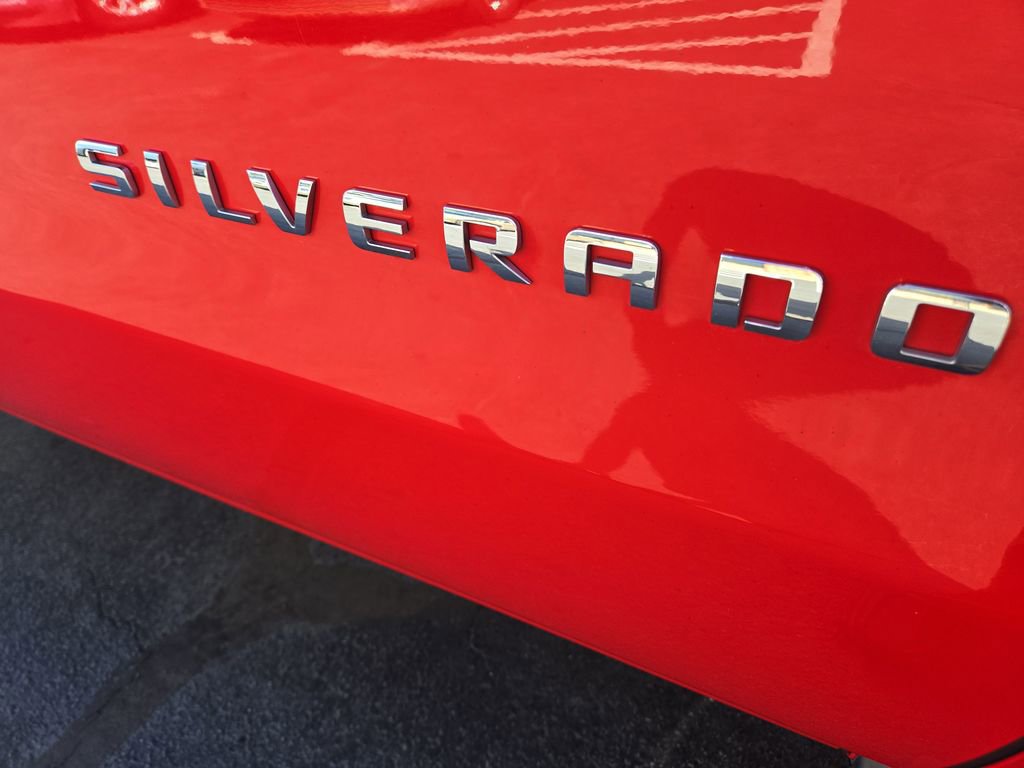 Used 2019 Chevrolet Silverado 1500 Custom w/ Custom Convenience Package AWD/4WD image 22