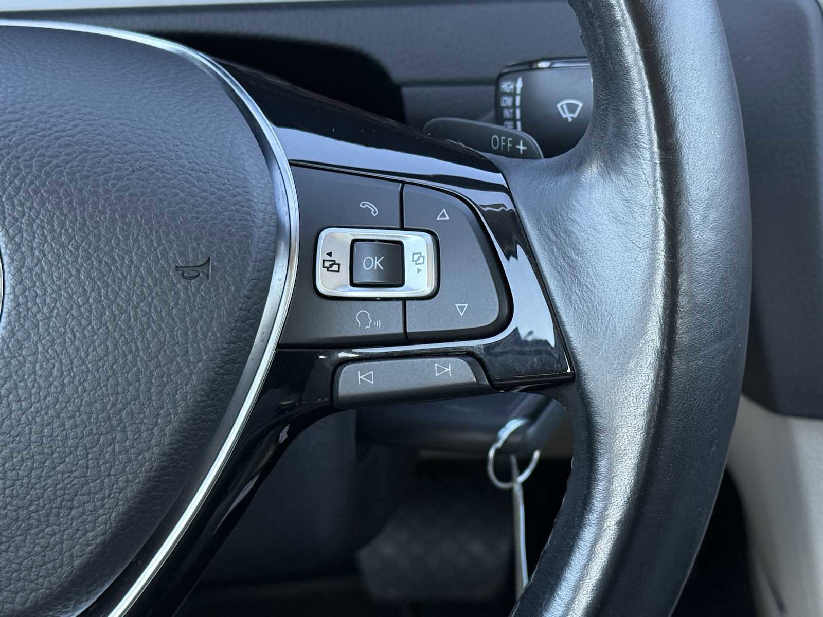 Used 2016 Volkswagen Golf S image 14