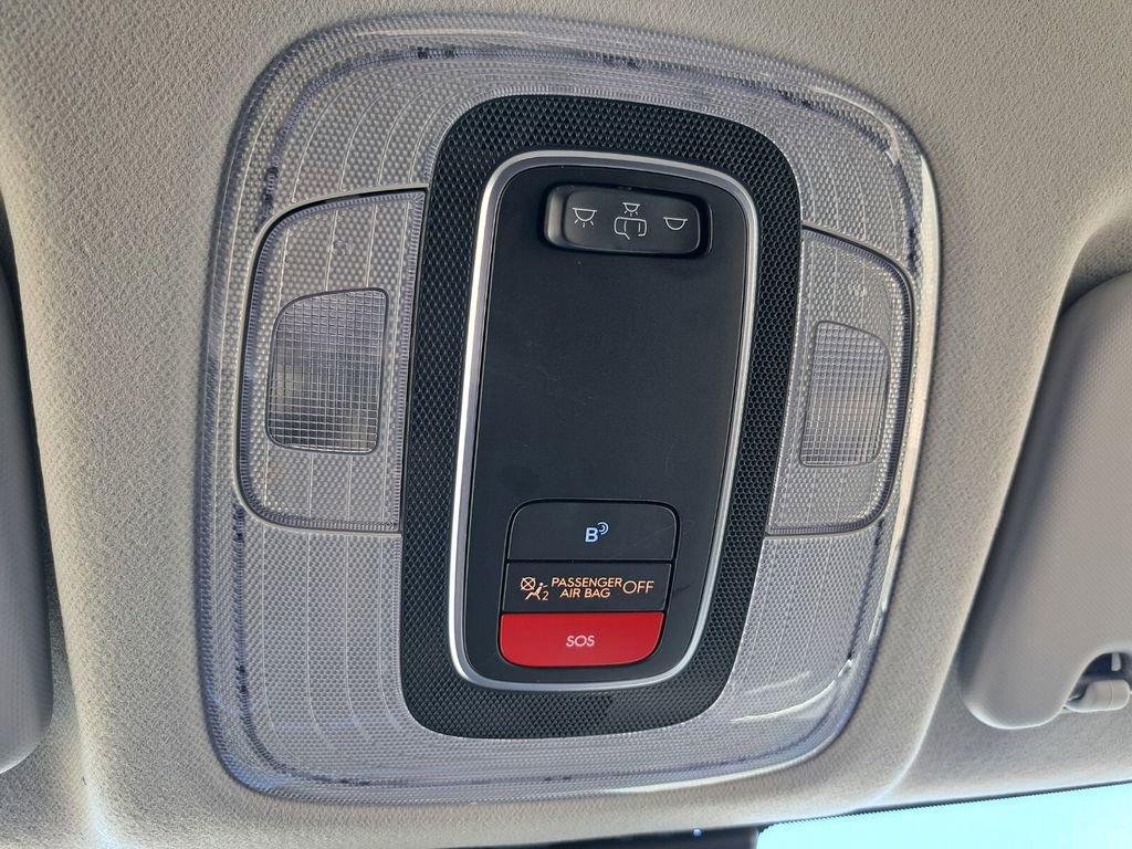 Used 2025 Hyundai Kona SEL image 16