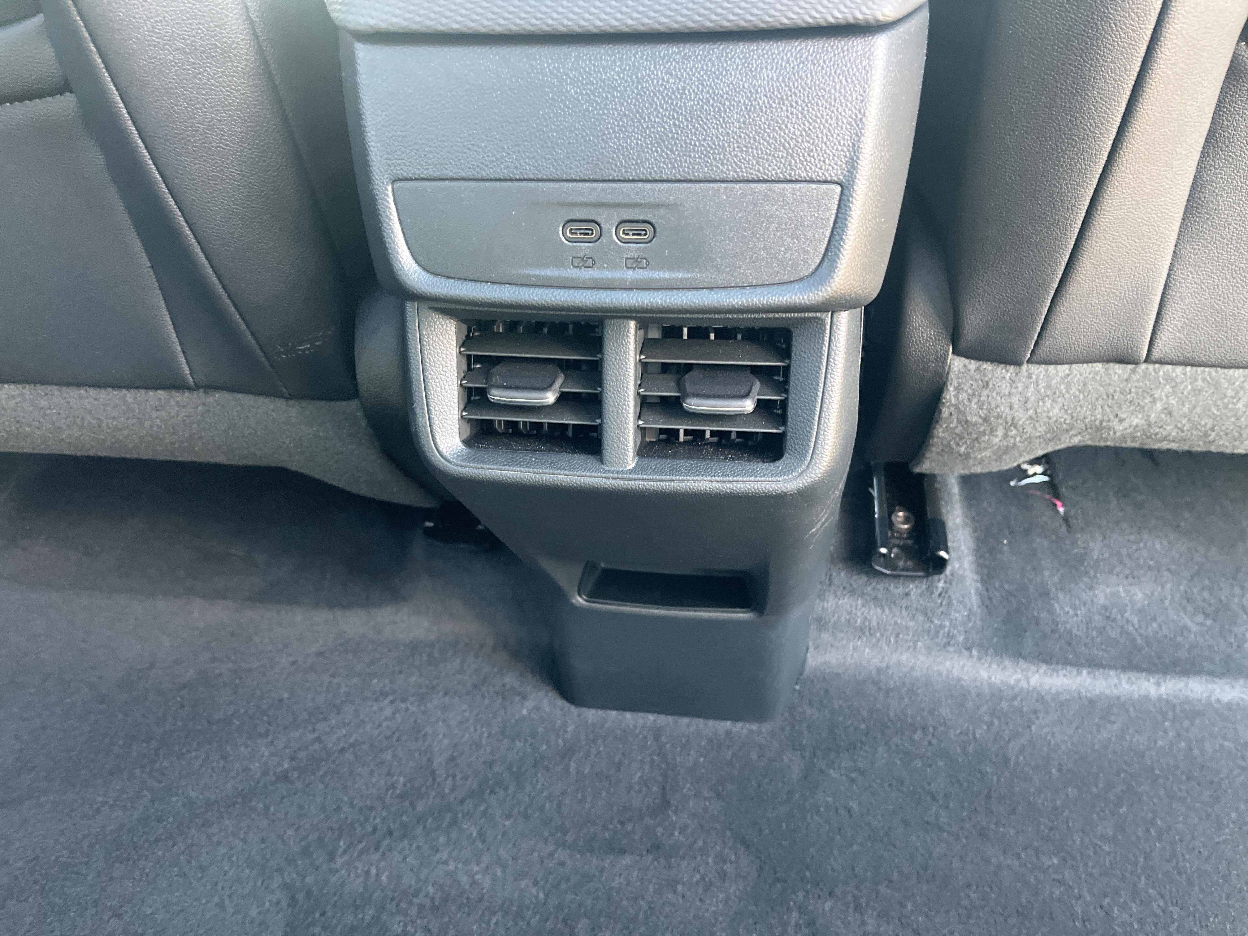 Used 2026 Chevrolet Equinox LT w/ Convenience Package II AWD/4WD image 14