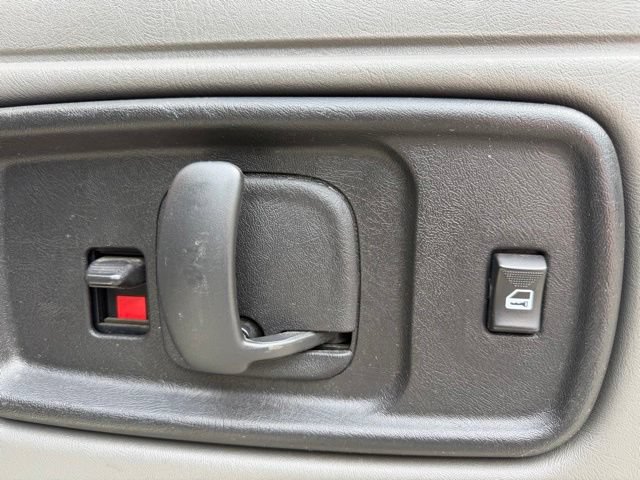 Used 2014 Chevrolet Express 3500 LT w/ LT Preferred Equipment Group RWD image 11