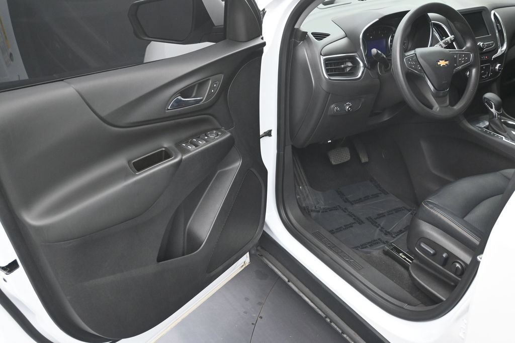 Used 2023 Chevrolet Equinox LT FWD image 10