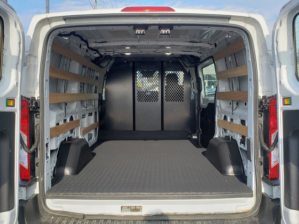 Used 2024 Ford Transit 250 Low Roof w/ Exterior Upgrade Package image 7