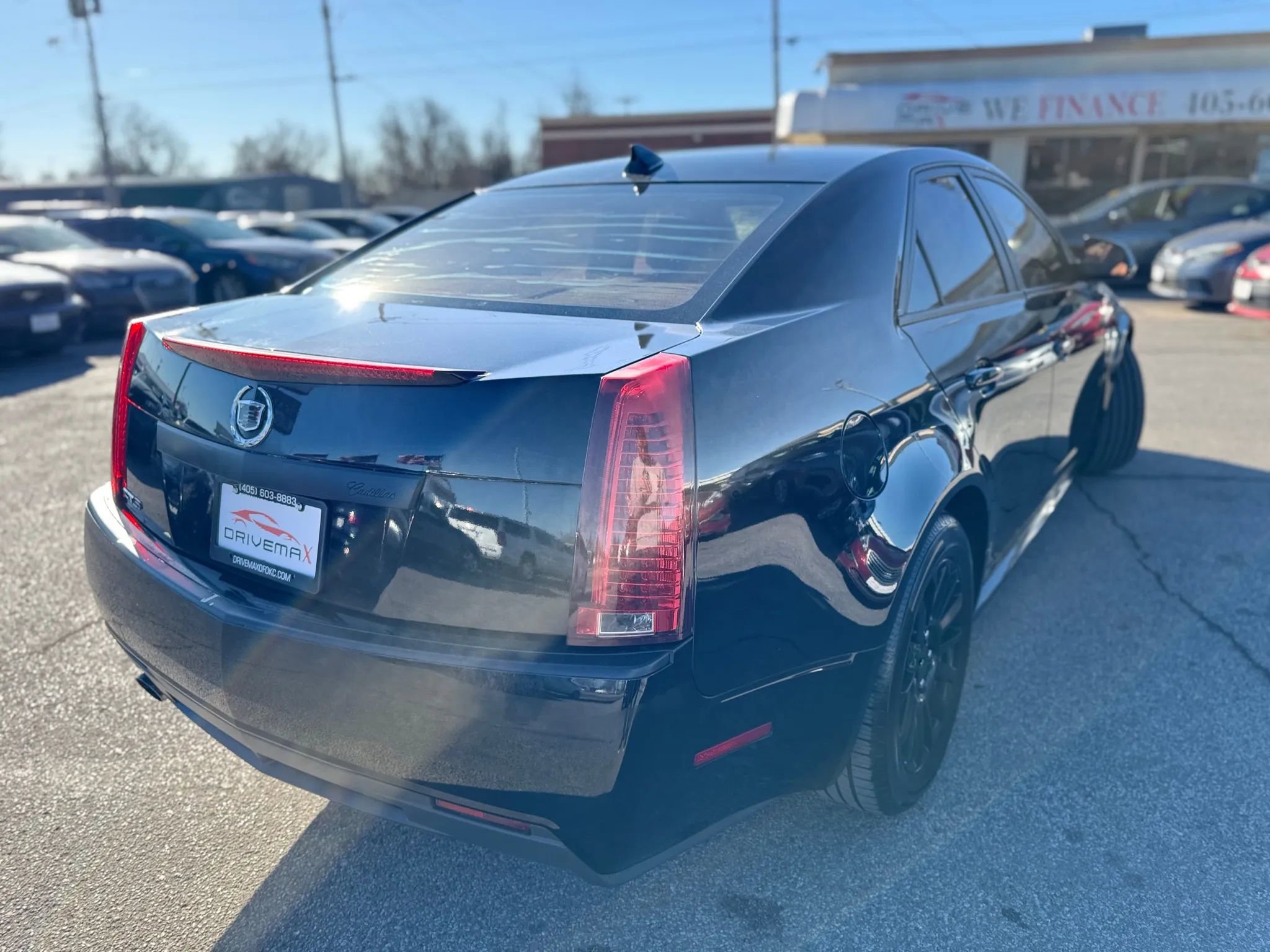 Used 2011 Cadillac CTS Luxury RWD image 3