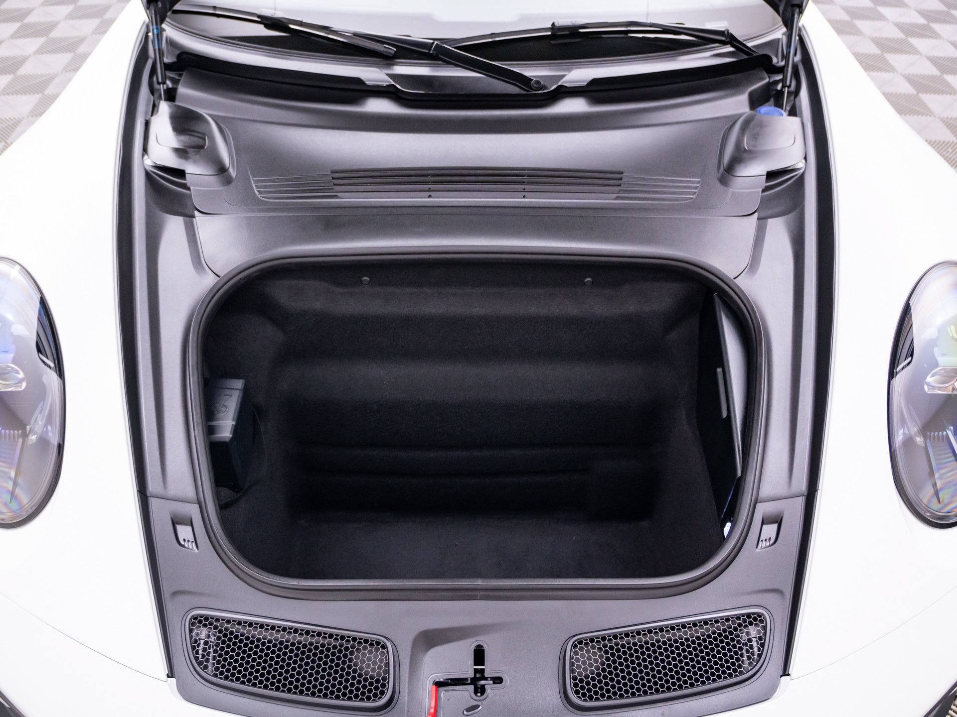 Certified 2026 Porsche 911 GT3 RWD image 32