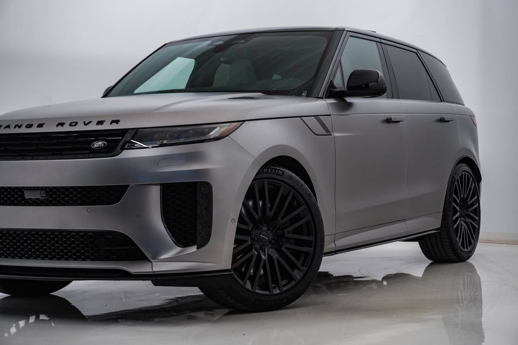 Used 2026 Land Rover Range Rover Sport SV AWD/4WD image 2