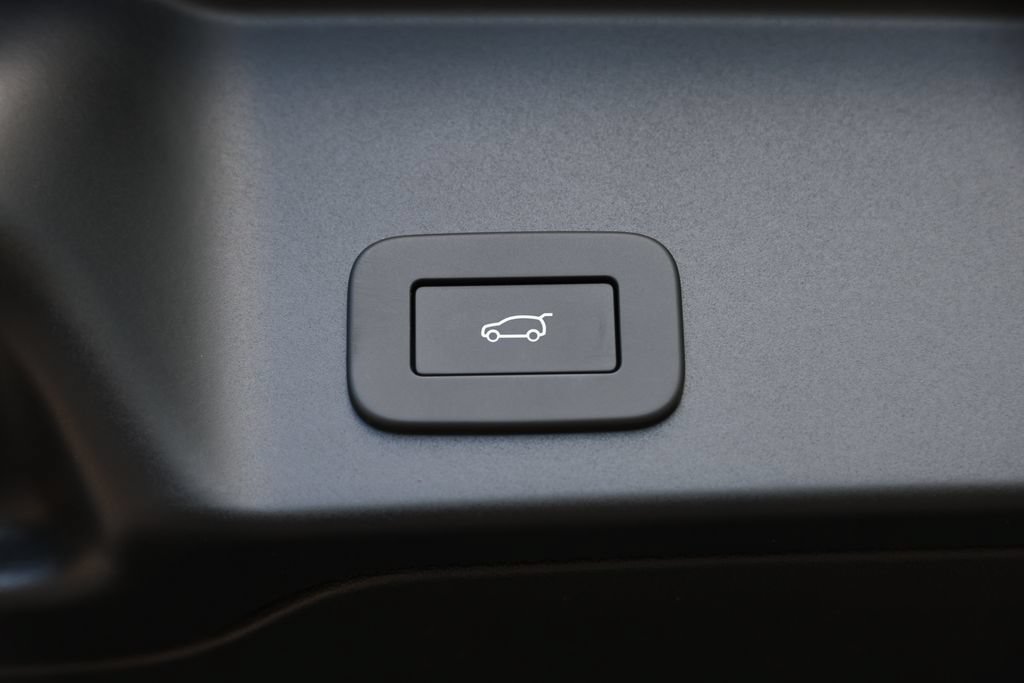 New 2026 Land Rover Range Rover Evoque S AWD/4WD image 11