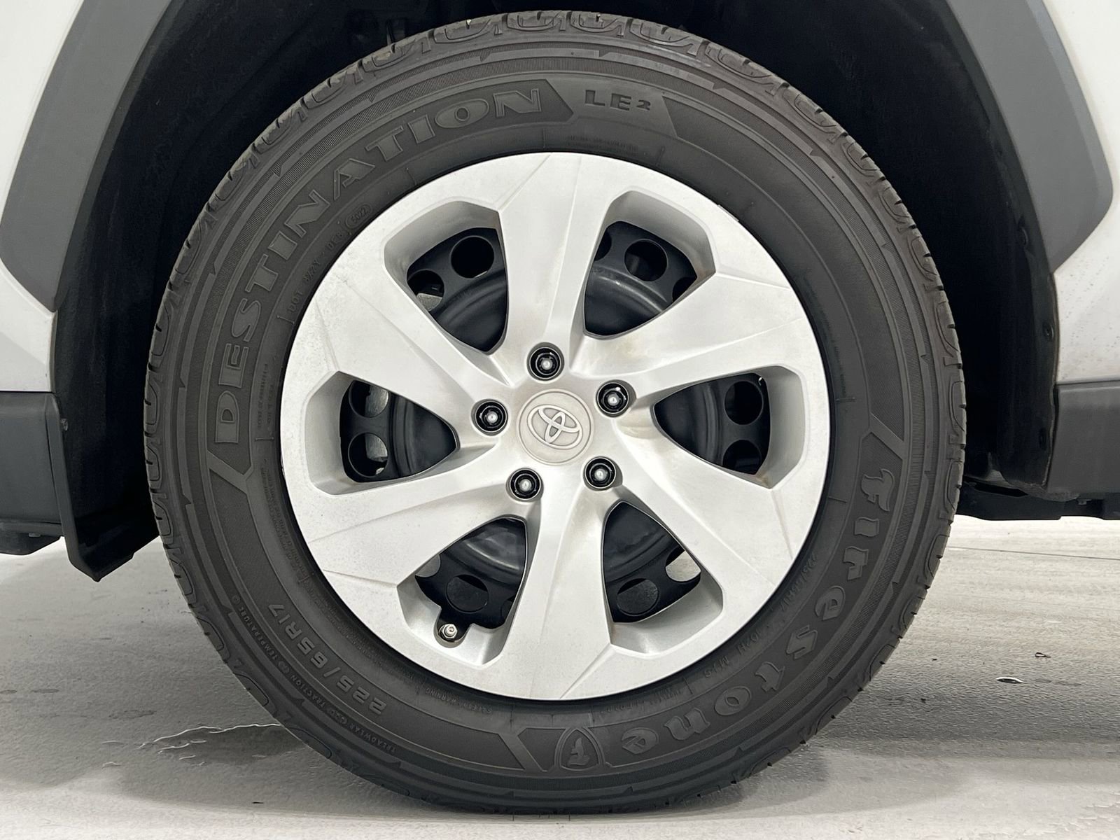 Used 2023 Toyota RAV4 LE image 10