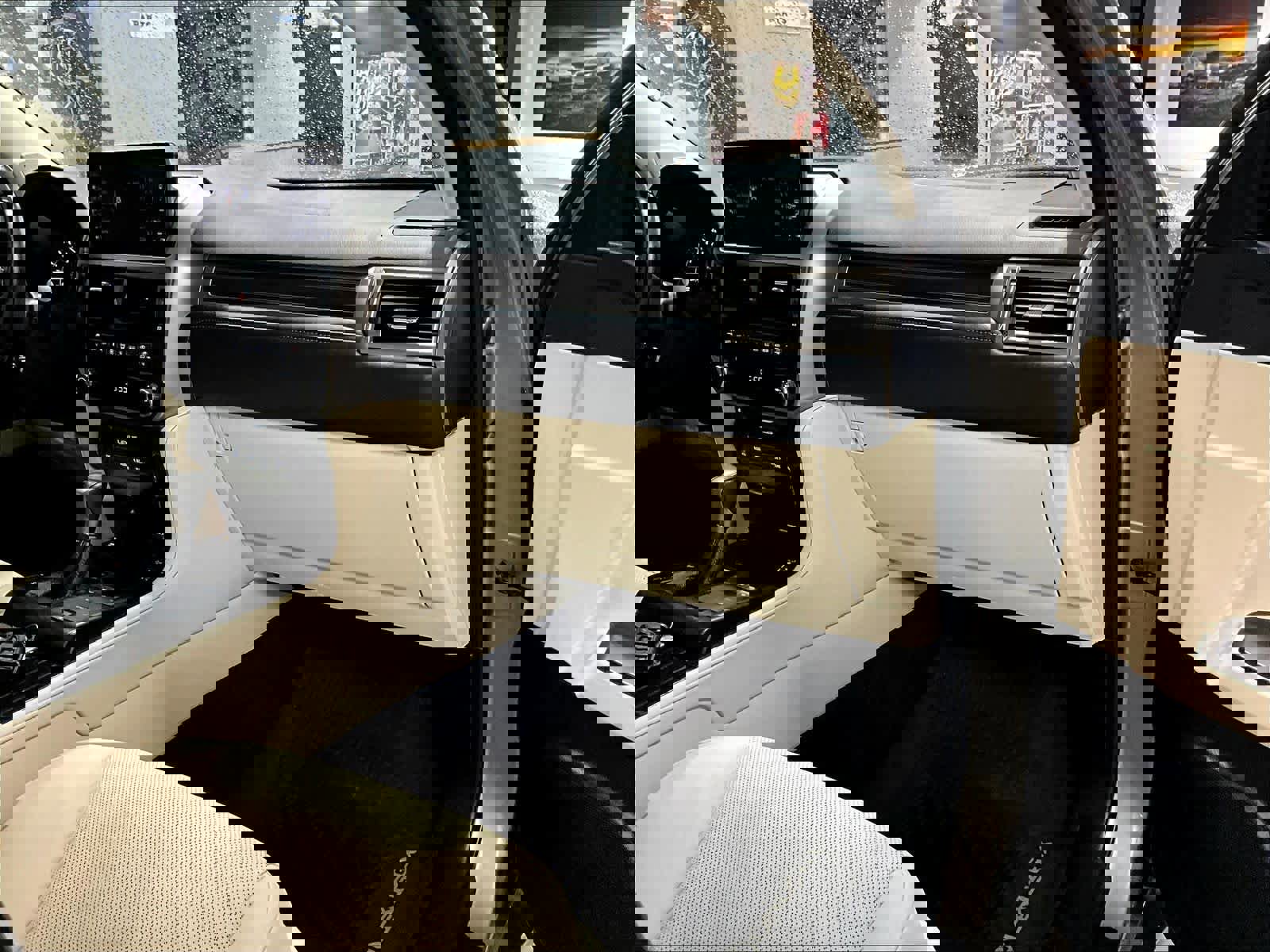 Used 2022 Lexus GX 460 Premium image 13