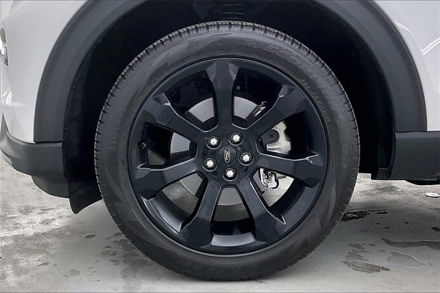 Used 2023 Ford Explorer ST-Line w/ Class IV Trailer Tow Package image 10
