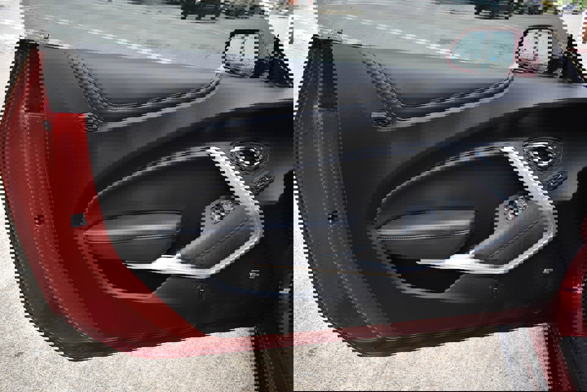 Used 2021 Chevrolet Camaro SS w/ Wild Cherry Design Package 2 image 19