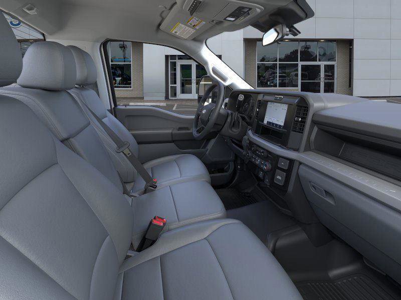 New 2025 Ford F550 2WD Regular Cab Super Duty image 29