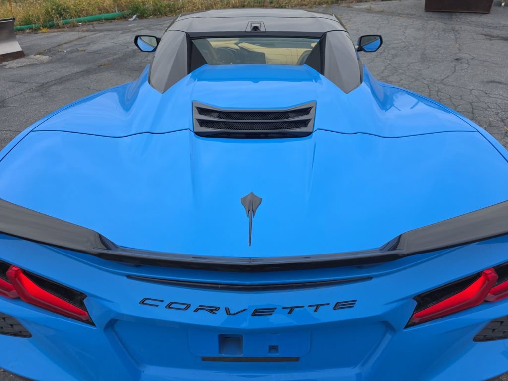 Used 2022 Chevrolet Corvette Stingray Premium Conv w/ Z51 Performance Package image 8