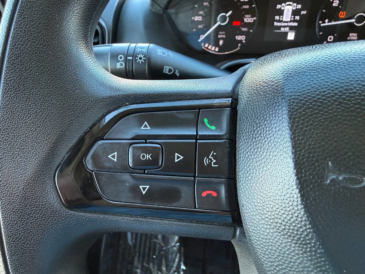 Used 2024 RAM ProMaster 2500 w/ Convenience Group FWD image 31