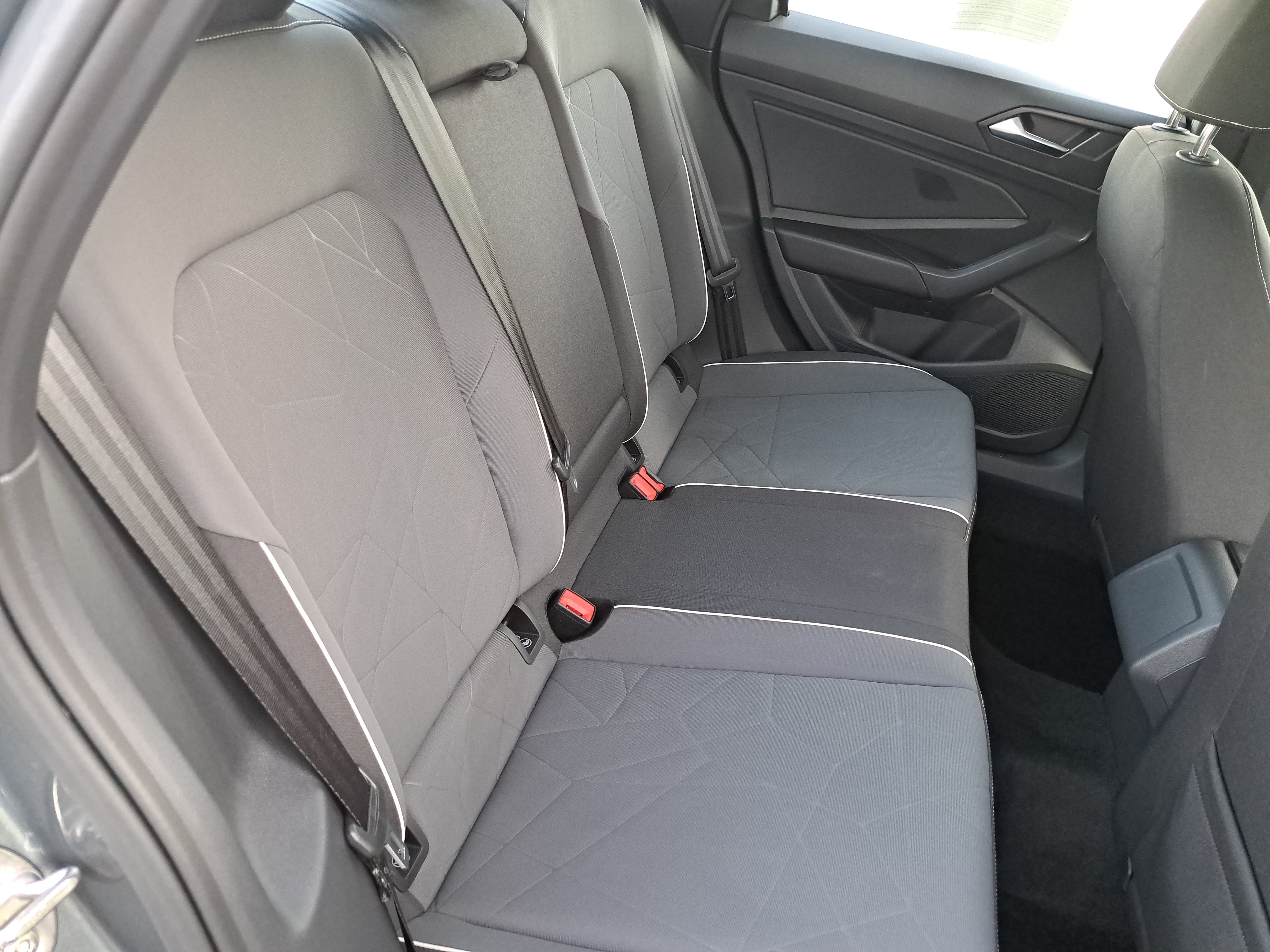 Certified 2025 Volkswagen Jetta Sport FWD image 12