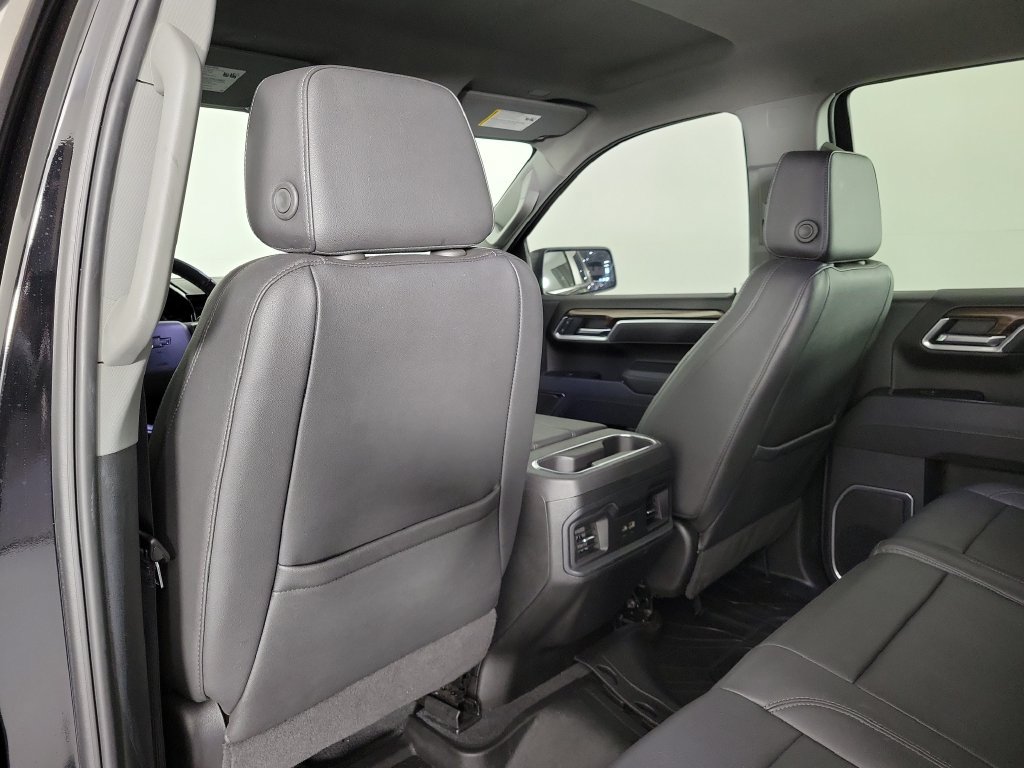 Used 2025 Chevrolet Silverado 1500 RST w/ Convenience Package II AWD/4WD image 9