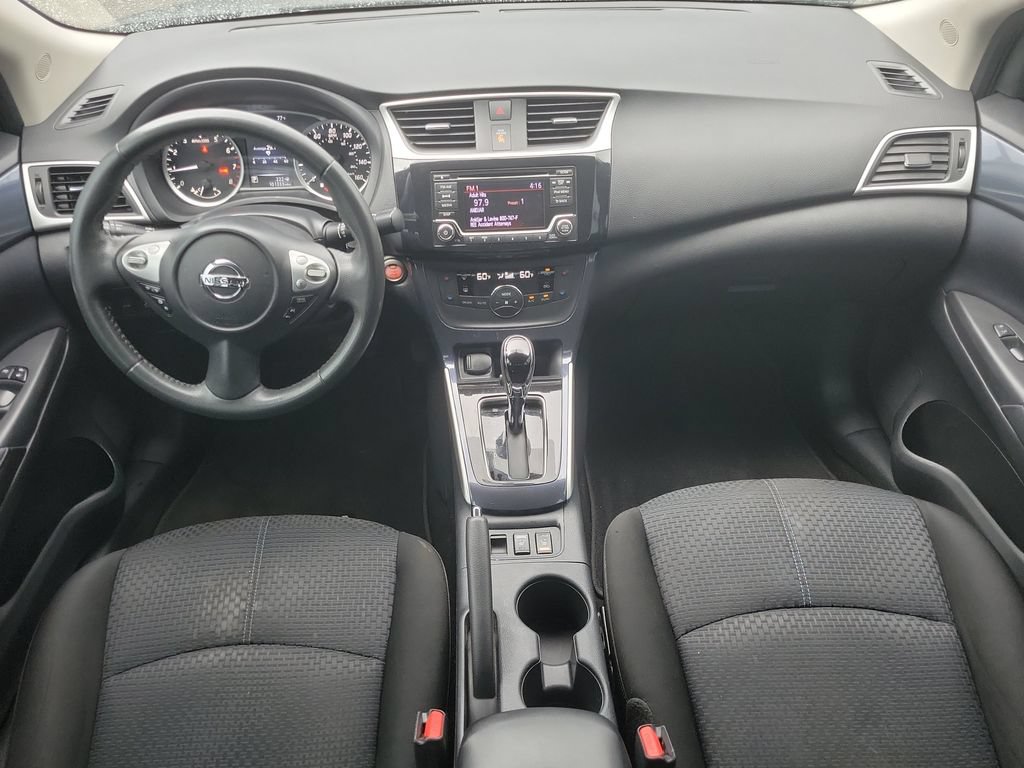 Used 2018 Nissan Sentra SR w/ SR Midnight Edition Package FWD image 18