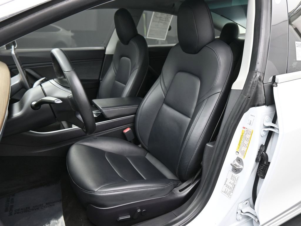 Used 2019 Tesla Model 3 Standard Range Plus image 14