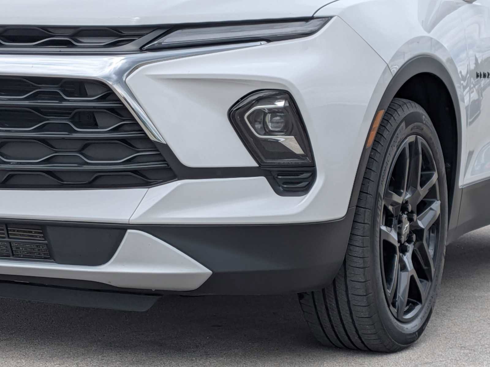 Used 2023 Chevrolet Blazer LT AWD/4WD image 11
