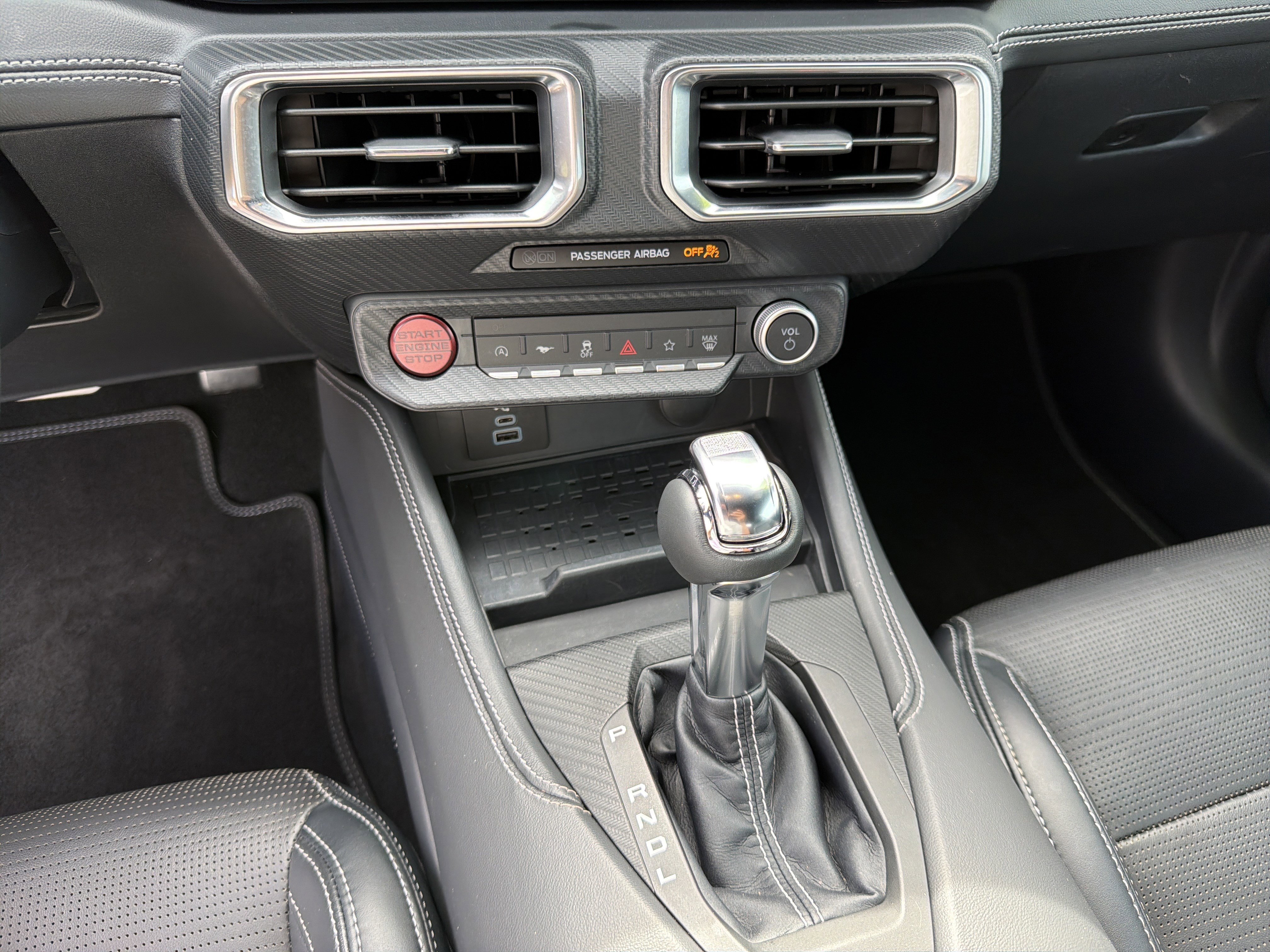 Used 2024 Ford Mustang Premium RWD image 8