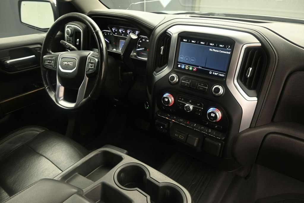 Used 2020 GMC Sierra 1500 SLT w/ Driver Alert Package I AWD/4WD image 18