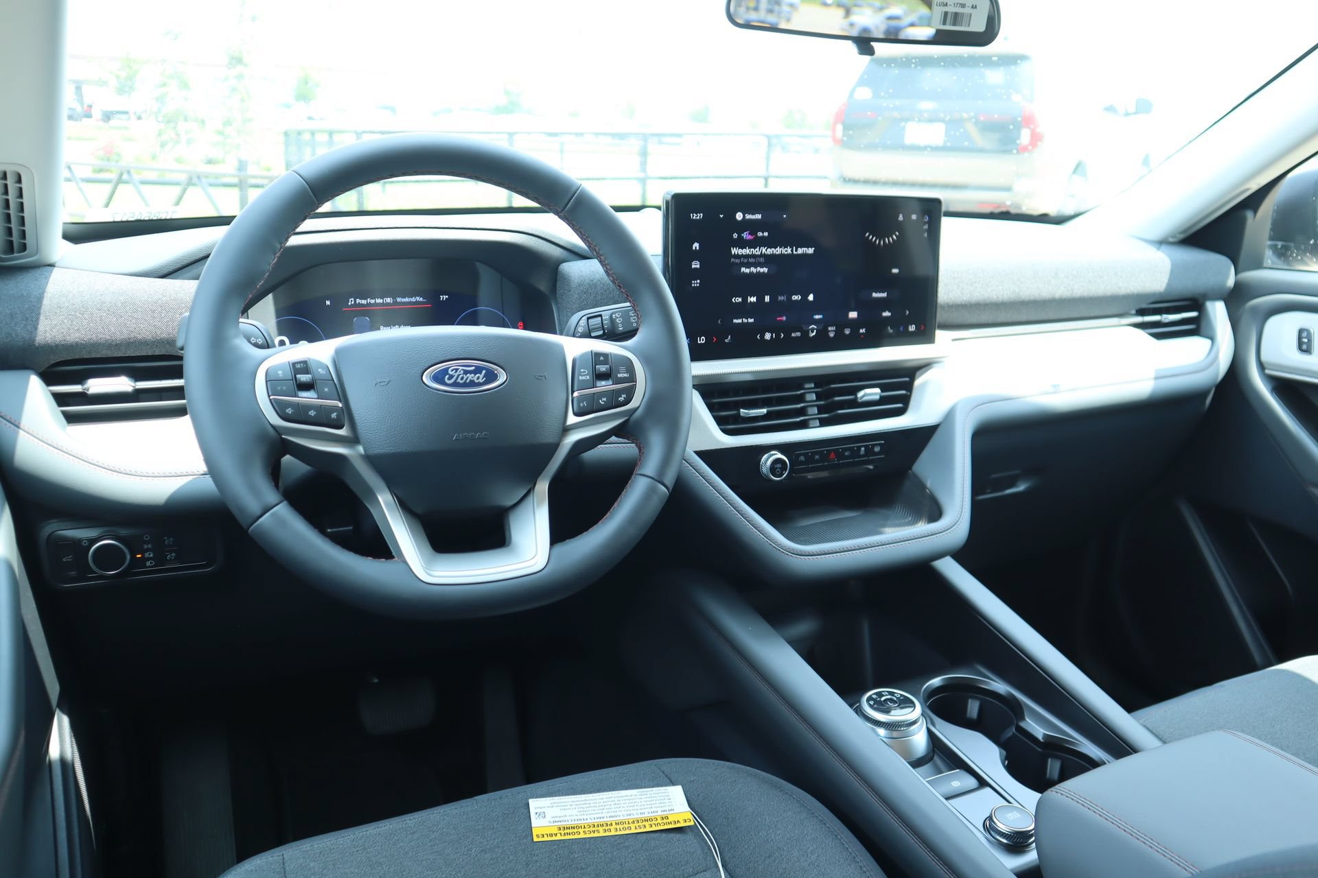 New 2026 Ford Explorer Active RWD image 2