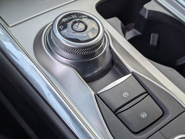 Used 2020 Ford Explorer XLT w/ Equipment Group 202A AWD/4WD image 19