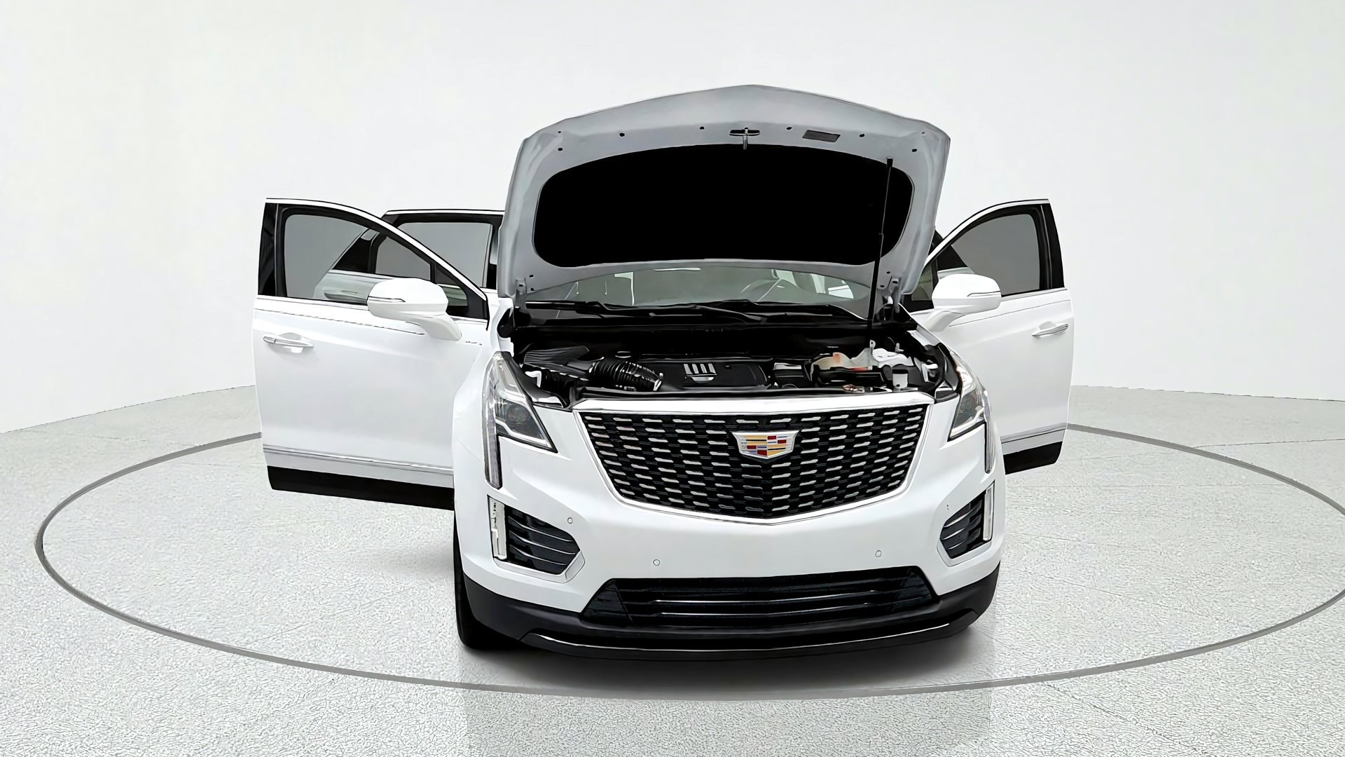 Certified 2024 Cadillac XT5 Luxury w/ LPO, Floor Liner Package AWD/4WD image 15