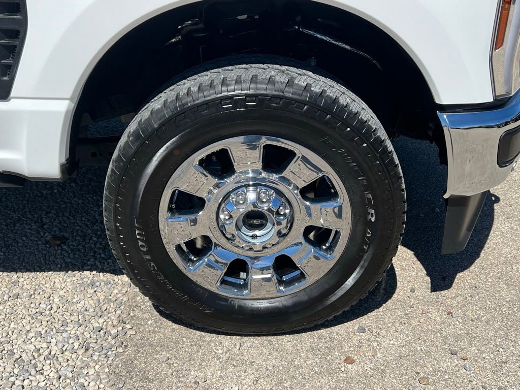Used 2024 Ford F250 Lariat w/ Lariat Ultimate Package AWD/4WD image 9