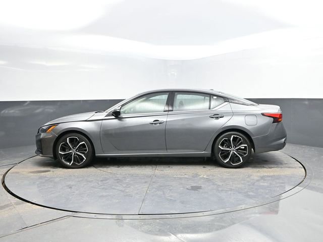 Used 2023 Nissan Altima 2.5 SR image 5